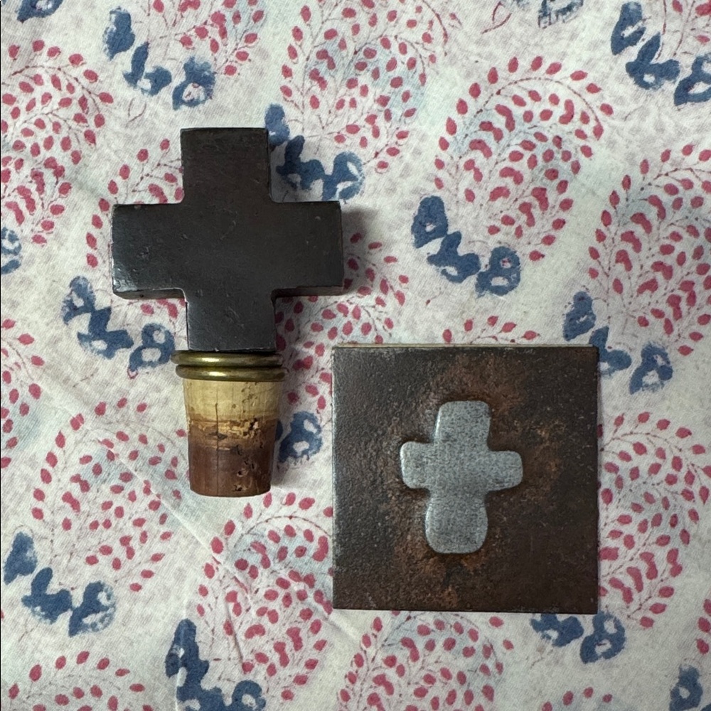 Jan Barboglio Cross Bottle Stopper